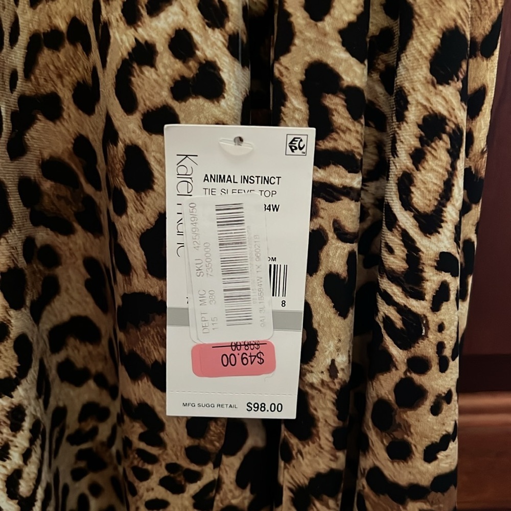 Karen Kane womens top. - Picture 3 of 4
